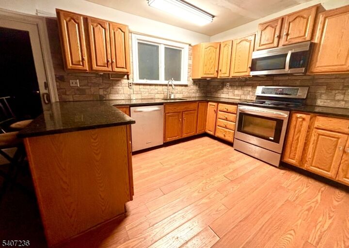 Property Photo: 573 Dell Pl NJ 07874