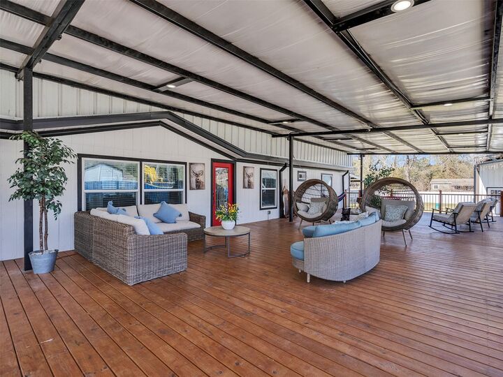 Property Photo:  16799 Live Oak Square Drive  TX 77365 