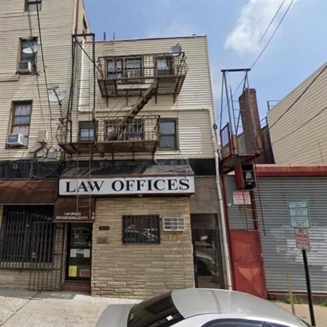 Property Photo:  418 Monastery Pl 1R  NJ 07087 