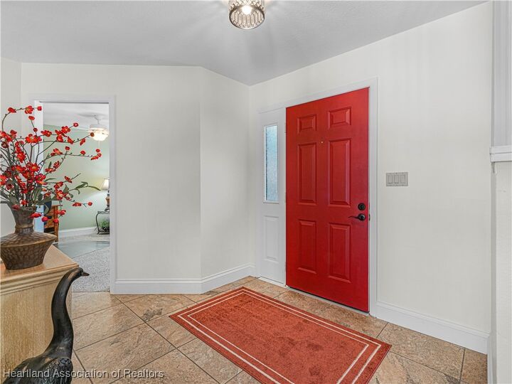 Property Photo: 3206 Divot Road FL 33872