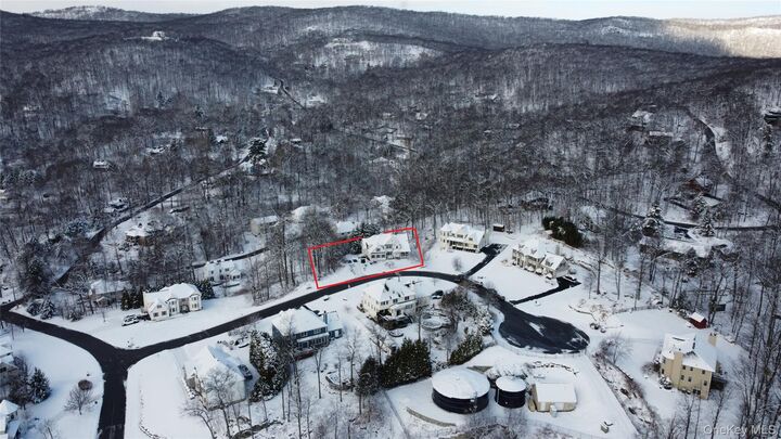Property Photo:  3 Eagle Crest  NY 10922 