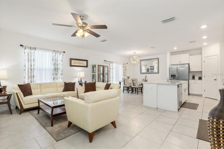 Property Photo:  17809 Belforte Court  FL 33917 