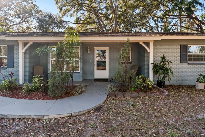 Property Photo:  9628 Davis Road  FL 33637 