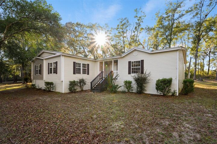 Property Photo:  13076 SW 154th Street  FL 32618 