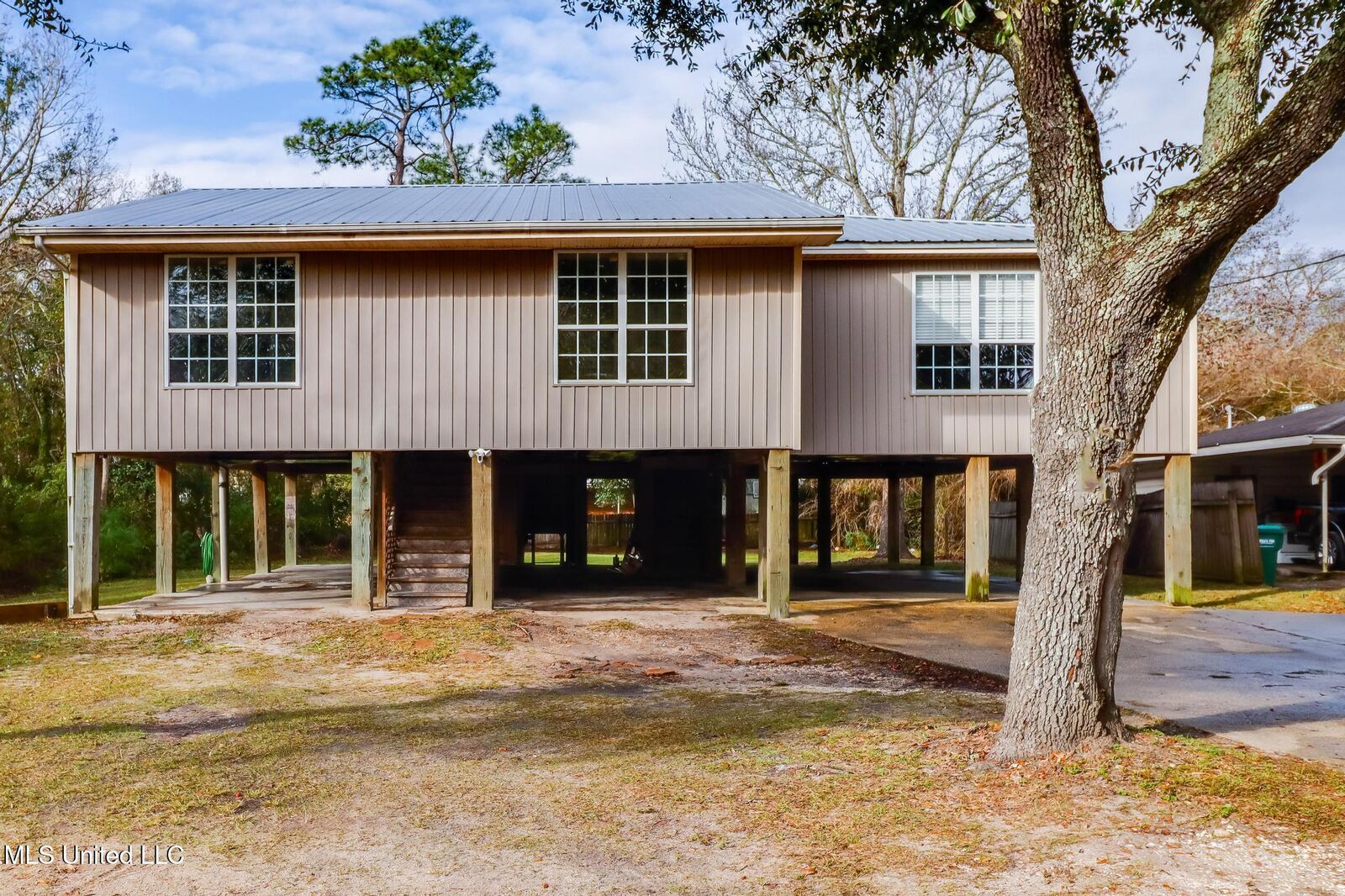 Property Photo:  4003 Washington Avenue  MS 39507 