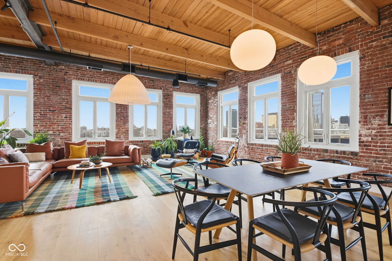 Property Photo: 430 N Park Avenue 603-604 IN 46202