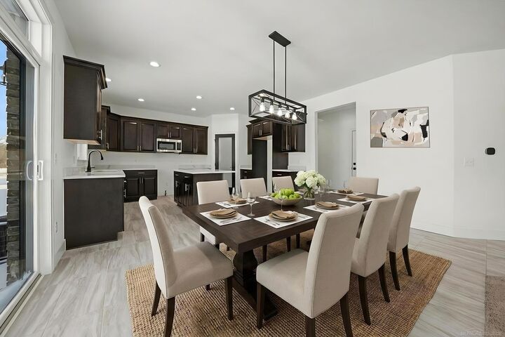 Property Photo:  14623 Glenshire Drive  MI 48312 