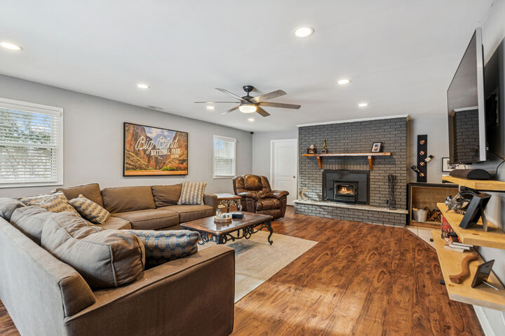 Property Photo: 2113 Highwood Road IL 60051