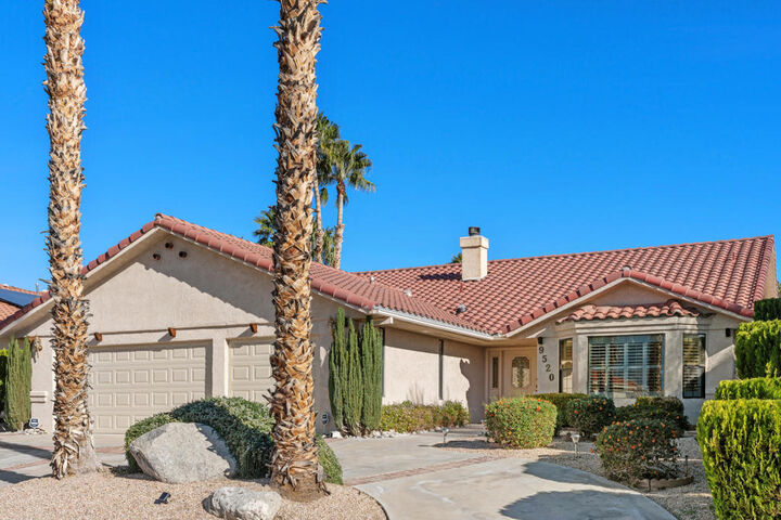 Property Photo:  9520 Ekwanok Drive  CA 92240 