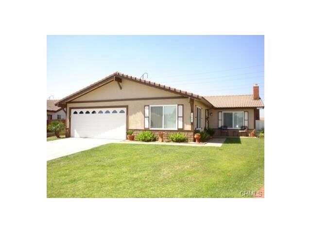 Property Photo:  14445 Susana Court  CA 92553 