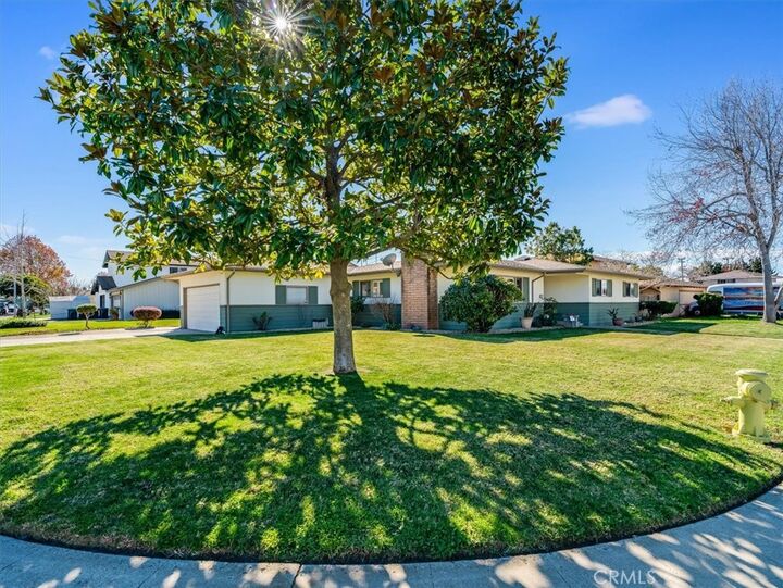 Property Photo:  936 E El Camino  CA 93454 