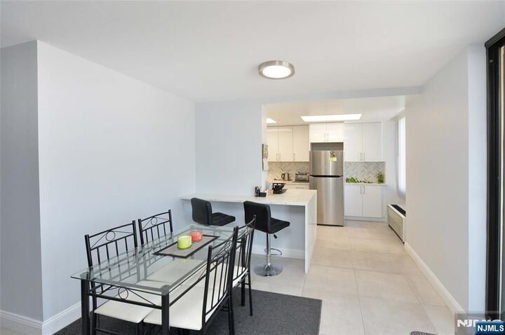 Property Photo:  300 Winston Drive C0514  NJ 07010 