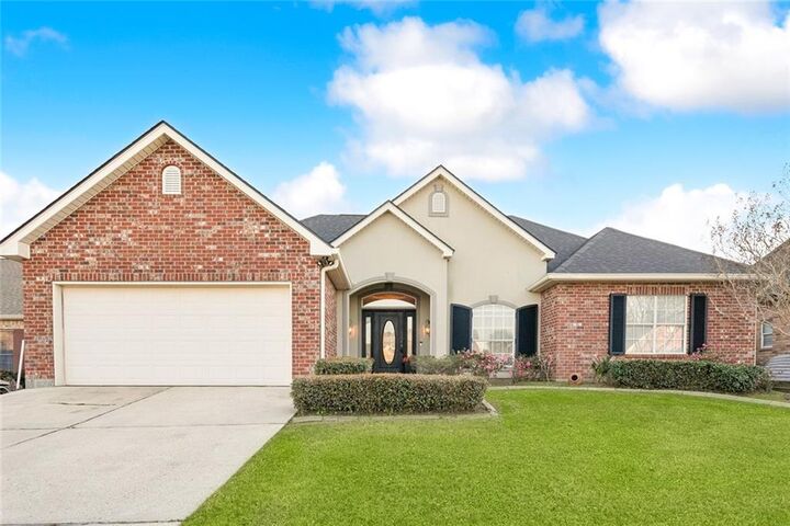 Property Photo:  410 Moonraker Drive  LA 70458 