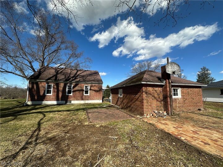 Property Photo:  1075 Bacon Avenue  OH 44413 