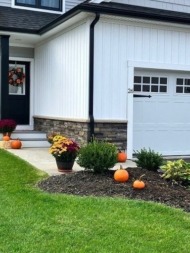 Property Photo:  26 Compass Point Dr 26  MA 01516 