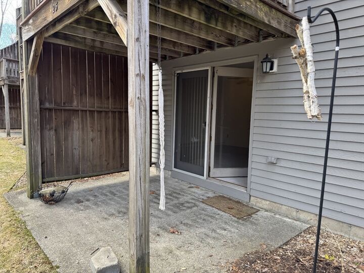 Property Photo:  192 Pleasant Street 25  MA 01453 