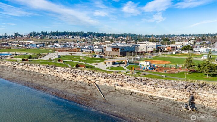 Property Photo:  651 SE Bayshore B301  WA 98277 