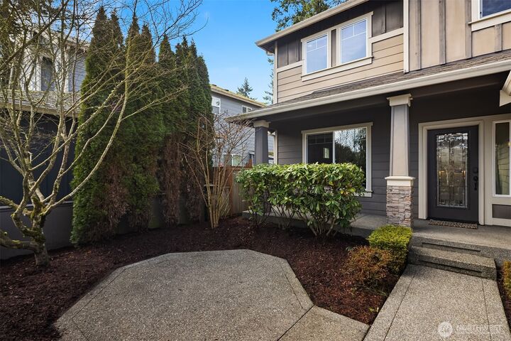 Property Photo: 27925 154th Avenue SE WA 98042