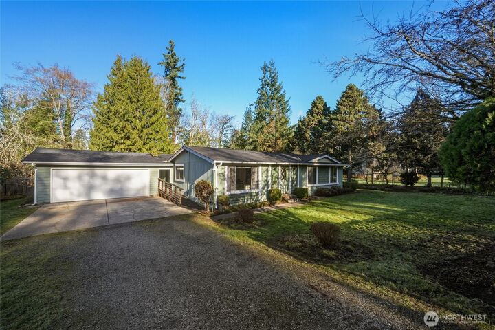 Property Photo:  3811  York Street  WA 98229 