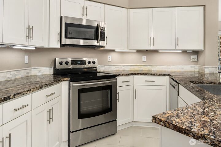 Property Photo:  8750  Greenwood Avenue N S208  WA 98103 