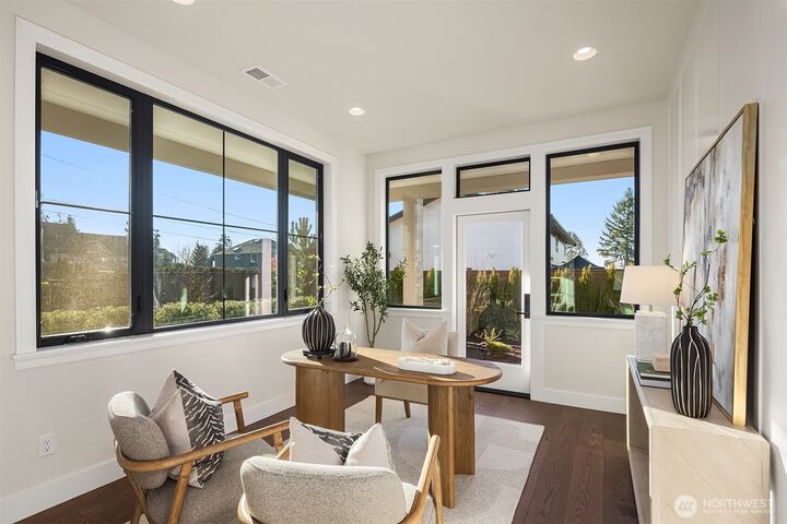 Property Photo: 13848 SE 10th Street WA 98005