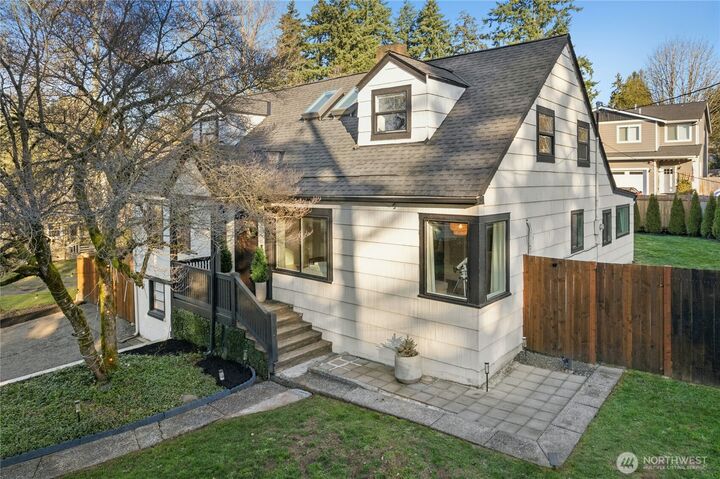 Property Photo:  1902  12th Avenue  WA 98354 