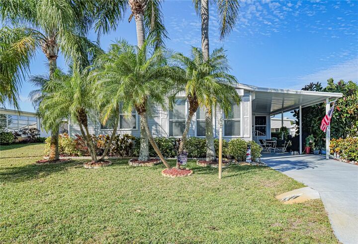 Property Photo:  7648 Kyak Court Q16  FL 32976 