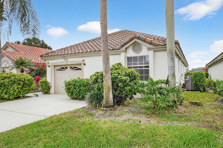 Property Photo:  6121 Bay Isles Drive  FL 33437 