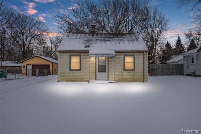 Property Photo:  37521 Van Petten Street  MI 48174 