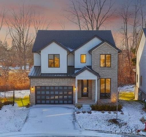 Property Photo:  54729 Camden Court  MI 48316 