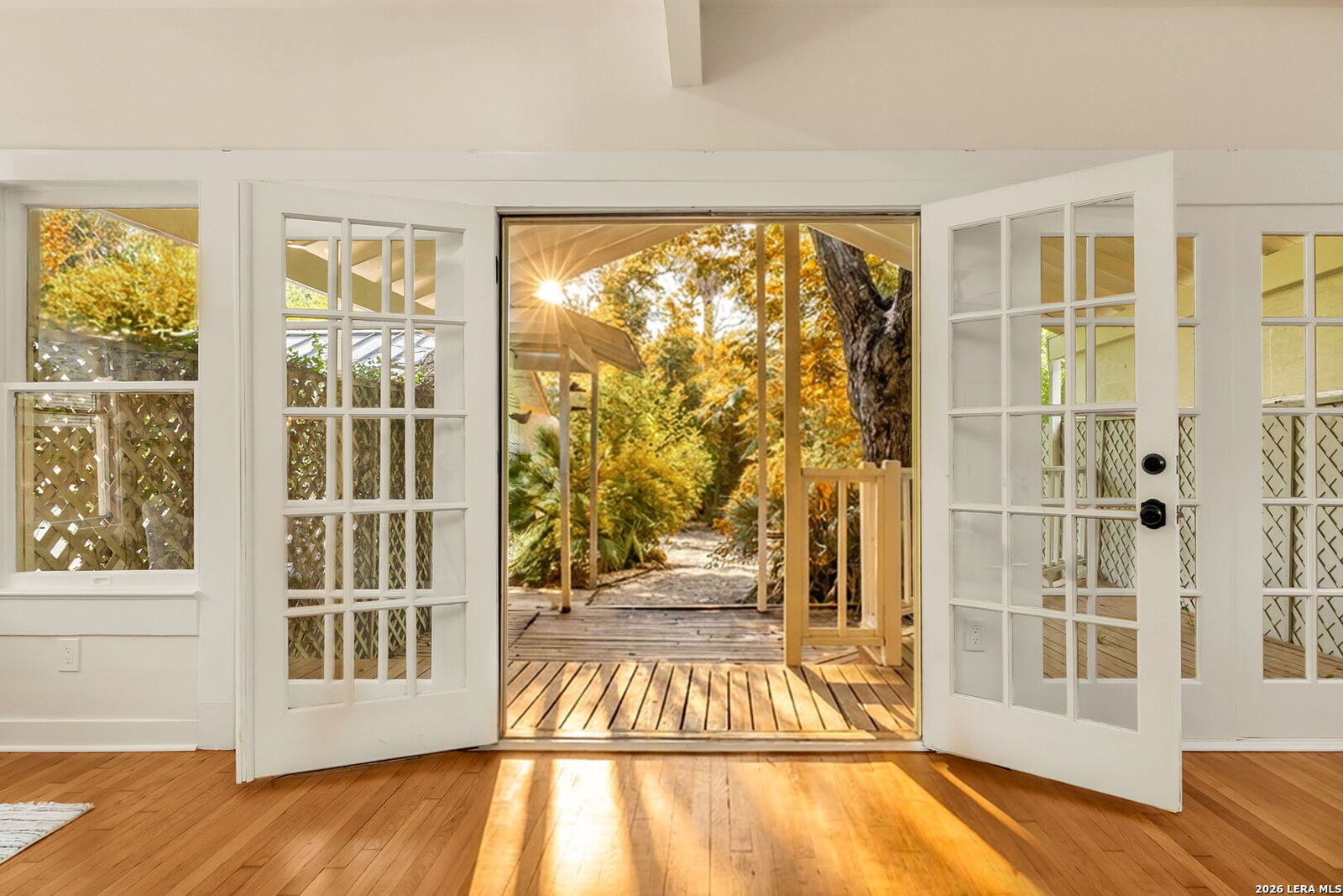 Property Photo:  214 Ira  TX 78209 