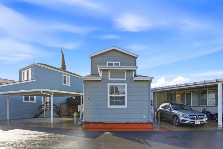 Property Photo: 14685 Oka Road 11 CA 95032