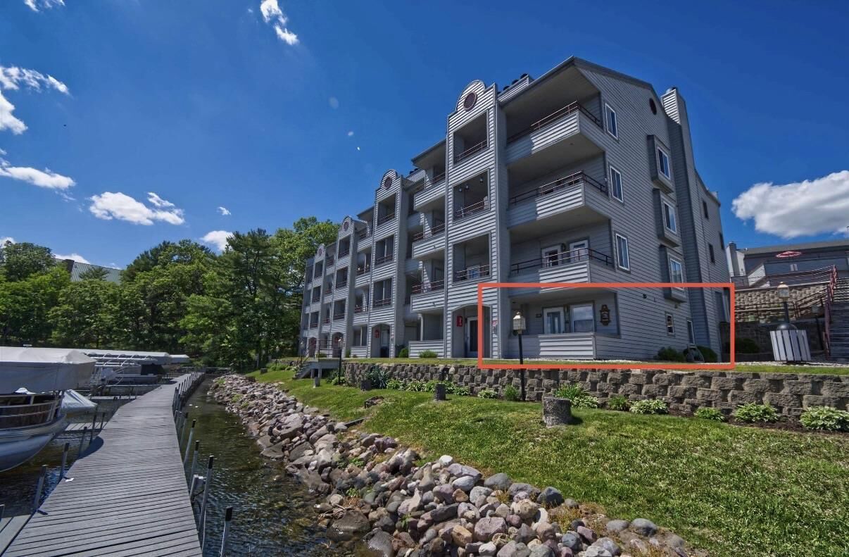 Property Photo:  530 East Hiawatha Drive 208  WI 53965 