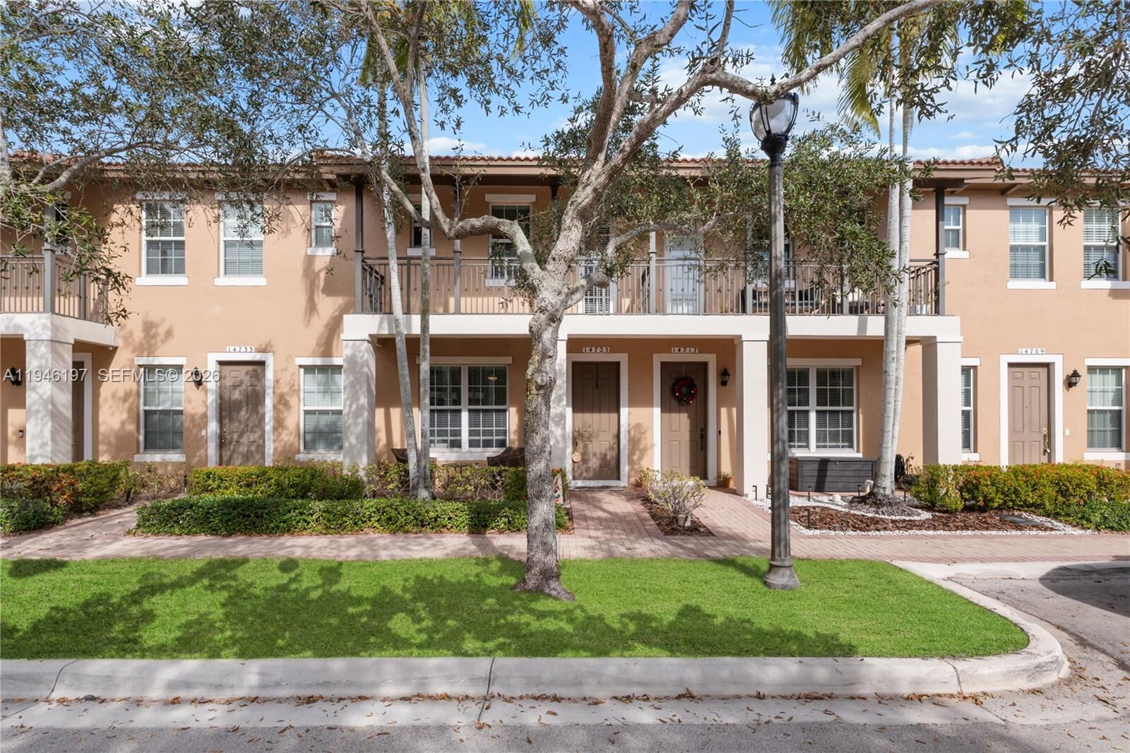 Property Photo:  14725 SW 11th St  FL 33027 