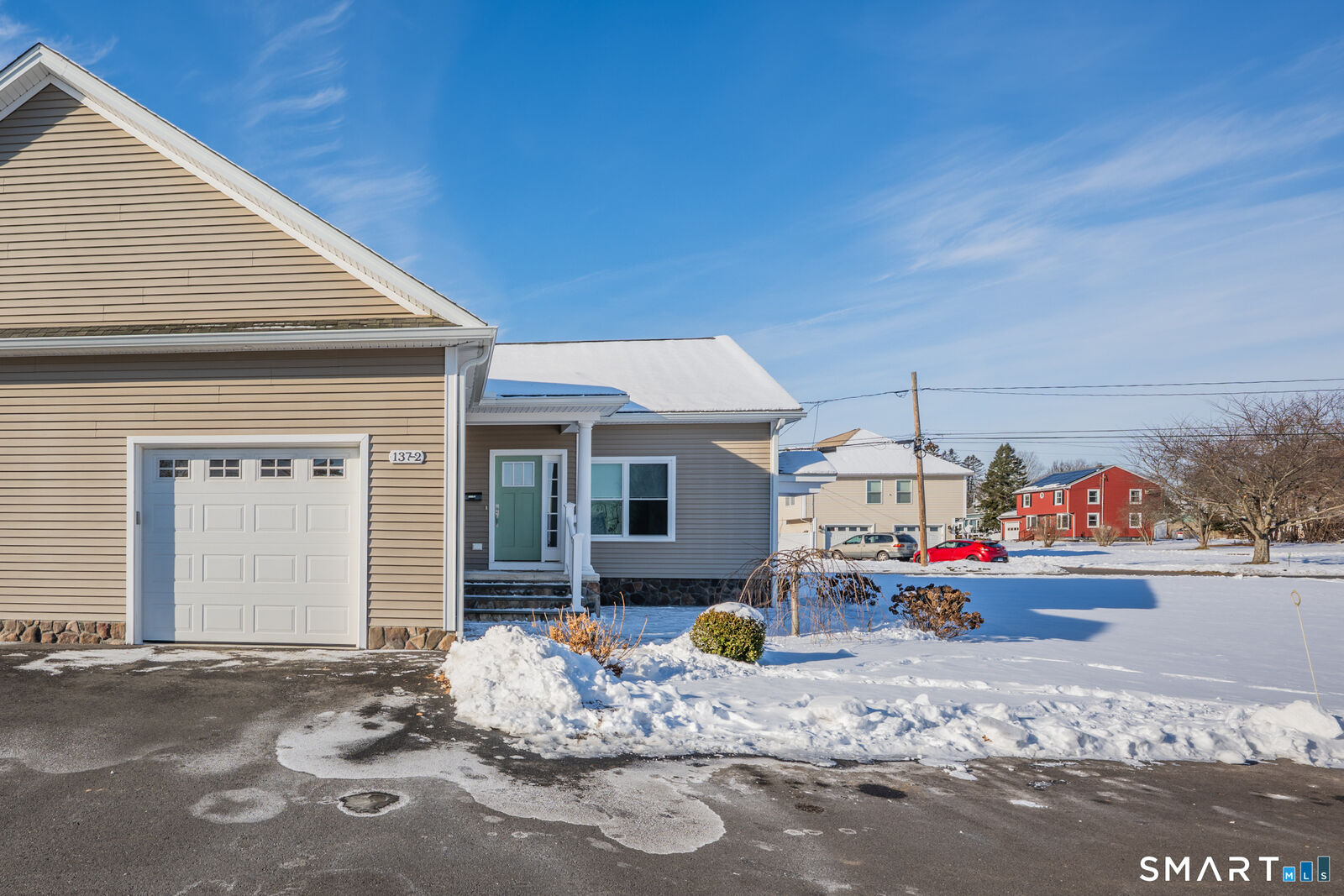 Property Photo:  137 Knowles Avenue 2  CT 06479 