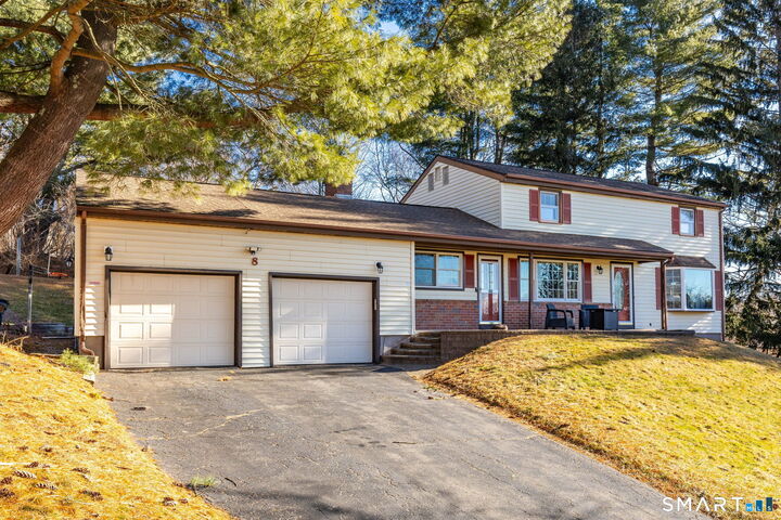 Property Photo:  8 Tracy Drive  CT 06066 