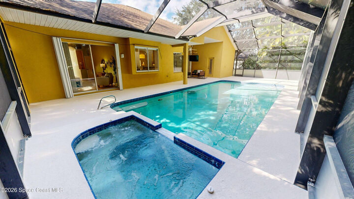 Property Photo:  2703 Barrow Drive  FL 32952 