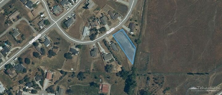 Property Photo:  20816 Crest Drive  CA 93561 