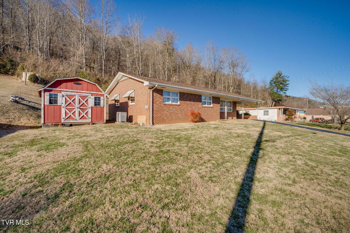 Property Photo:  318 Meadow Lark Street  VA 24290 