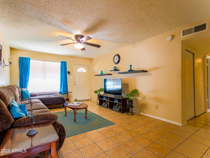 Property Photo:  522 W Highland Street  AZ 85225 