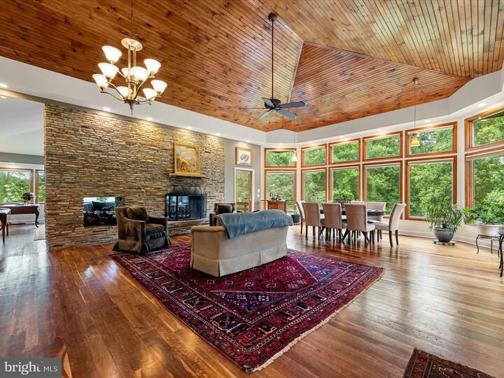 Property Photo:  3959 Cobbler Mountain Road  VA 20144 