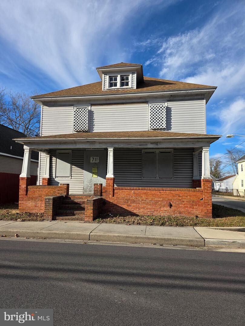 Property Photo:  711 E Church Street  MD 21804 