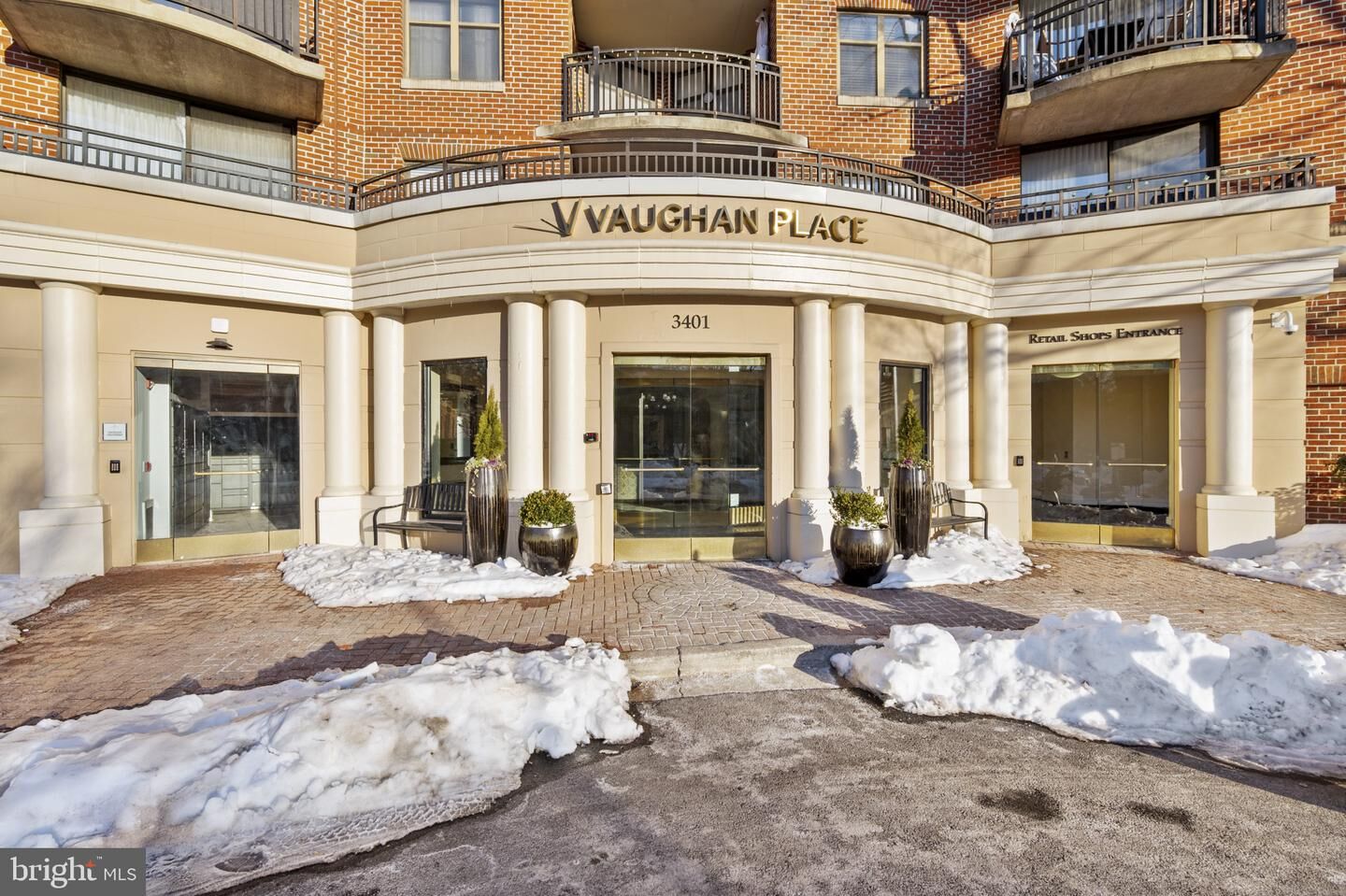 Property Photo: 3401 38th Street NW 504 DC 20016