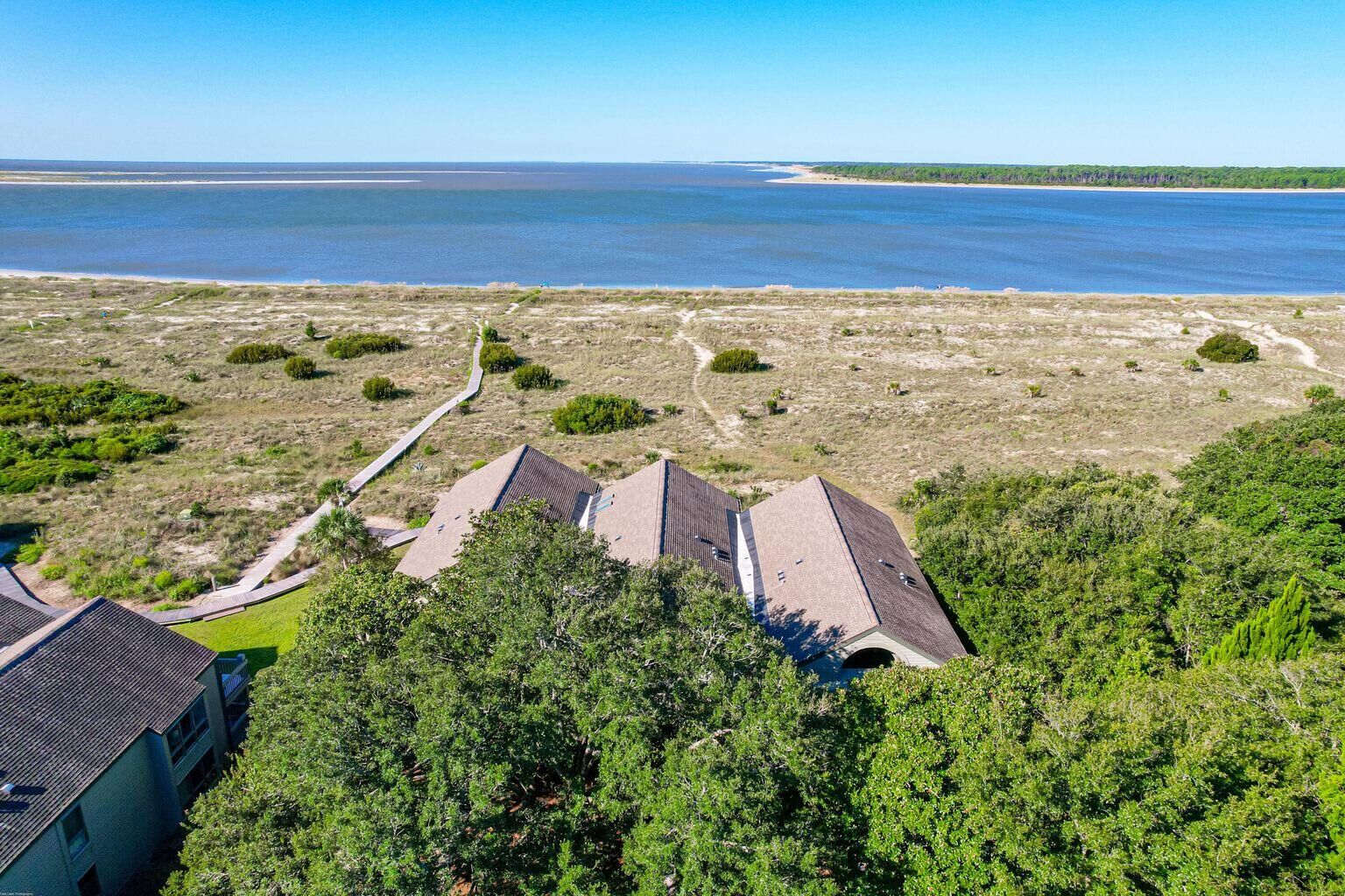 Property Photo:  13101 Pelican Watch Villas  SC 29455 
