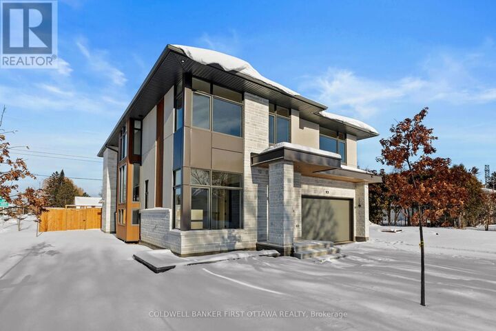 Photo de la propriété: 93 Lotta Avenue ON K2G 2B8