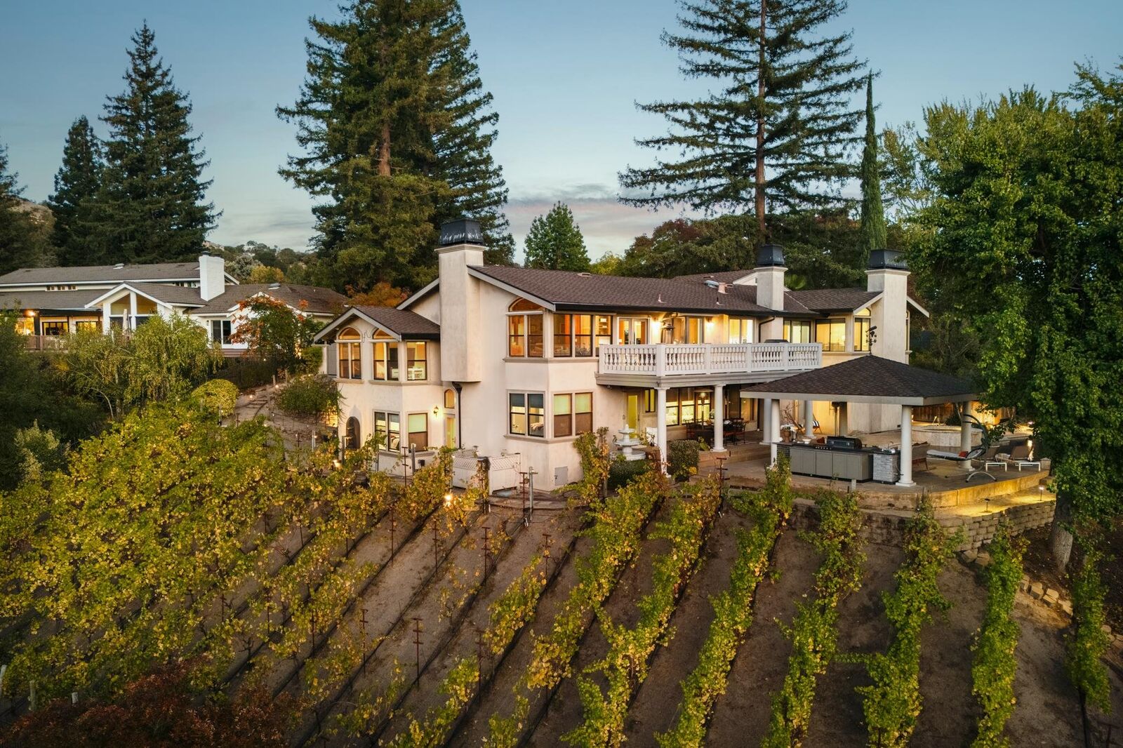 Property Photo:  13 Kemp Ct  CA 94507 