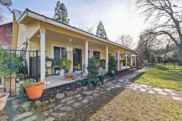 Property Photo:  10177 Pulpit Rock Road  CA 95327 