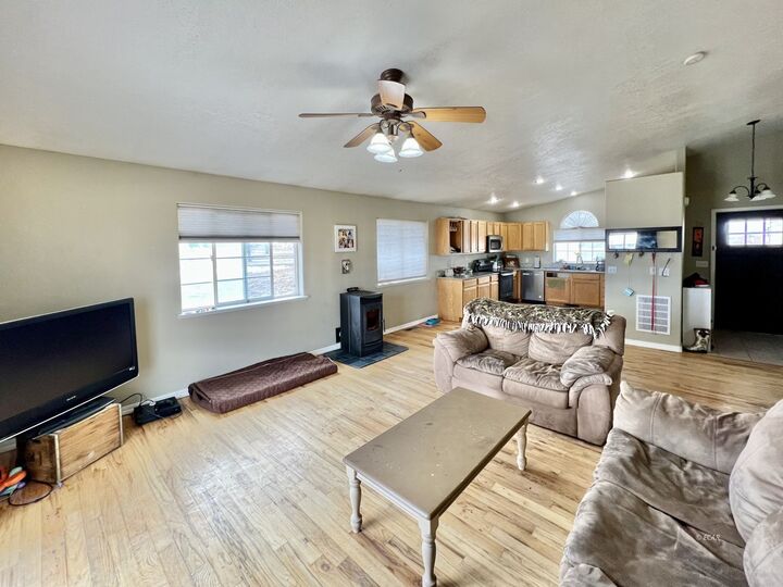 Property Photo:  262 Glenvista Drive  NV 89815 