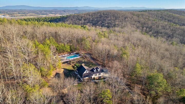 Property Photo:  345 Potter Place Road NW  TN 37310 