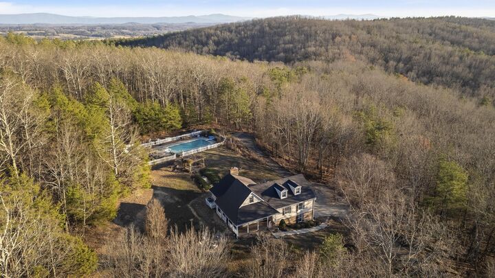 Property Photo: 345 Potter Place Road NW TN 37310